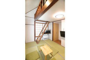 Japanese-Style Room 107 ft2 with 88 ft2 loft